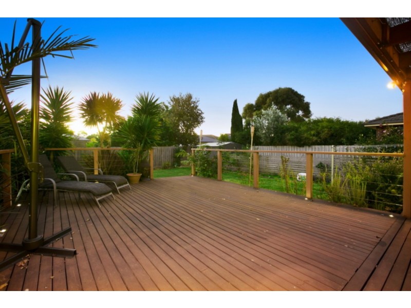81 Summerfield Drive, Mornington VIC 3931