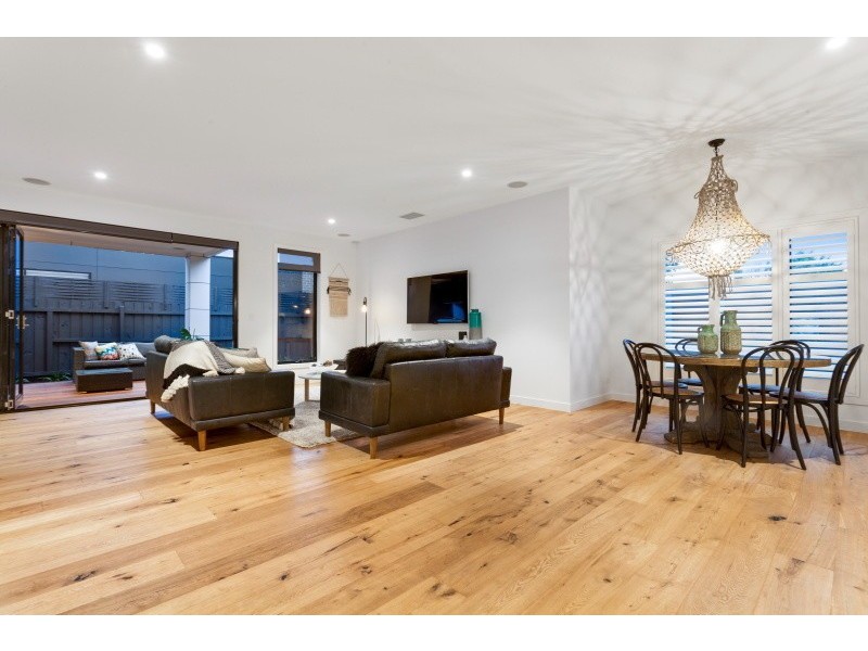 17 Moomba Street, Mornington VIC 3931