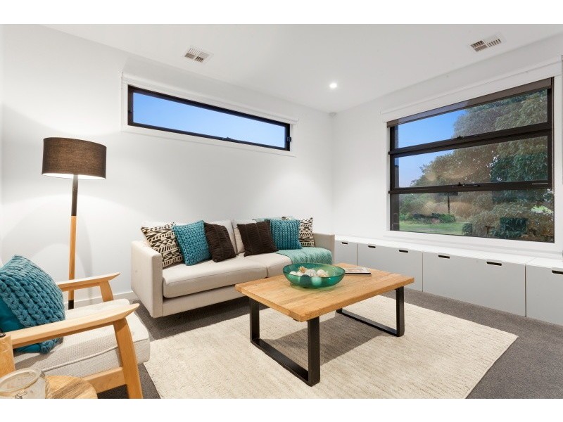 17 Moomba Street, Mornington VIC 3931