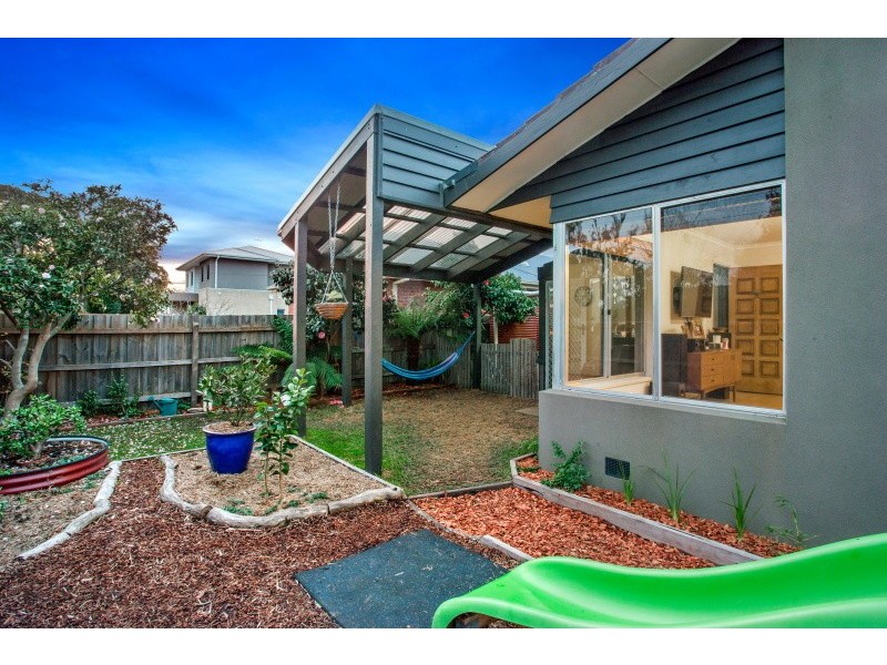 3/38 Hampden Street, Mornington VIC 3931