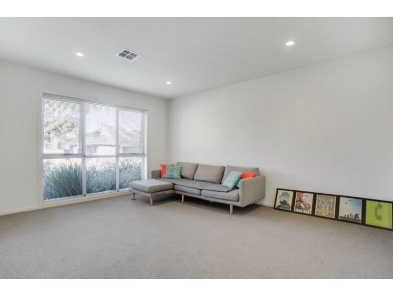 2/144 Cadles Road, Carrum Downs VIC 3201