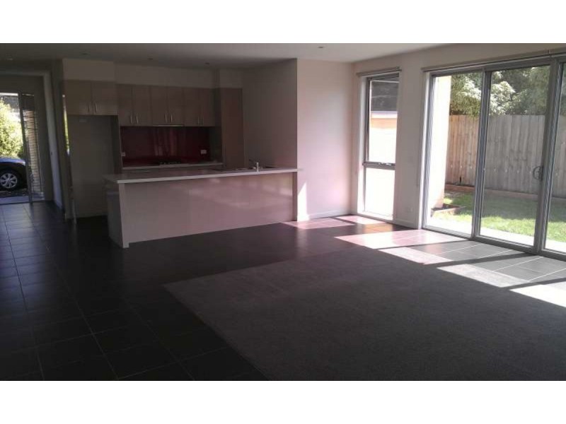 3/13 Brent Street, Mornington VIC 3931