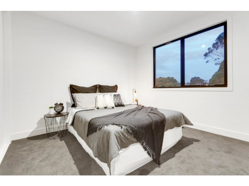 1 Pine Avenue, Mornington VIC 3931