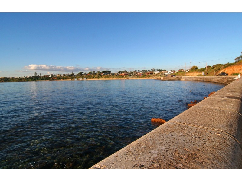 1/23-25 Green Island Avenue, Mount Martha VIC 3934