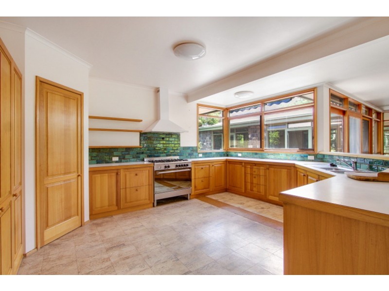 76 Beleura Hill Road, Mornington VIC 3931