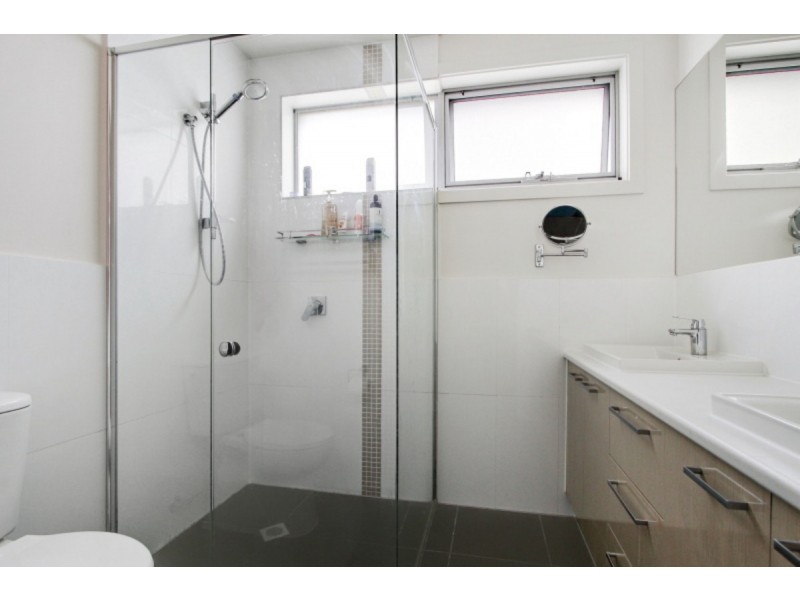 1/13 Brent Street, Mornington VIC 3931