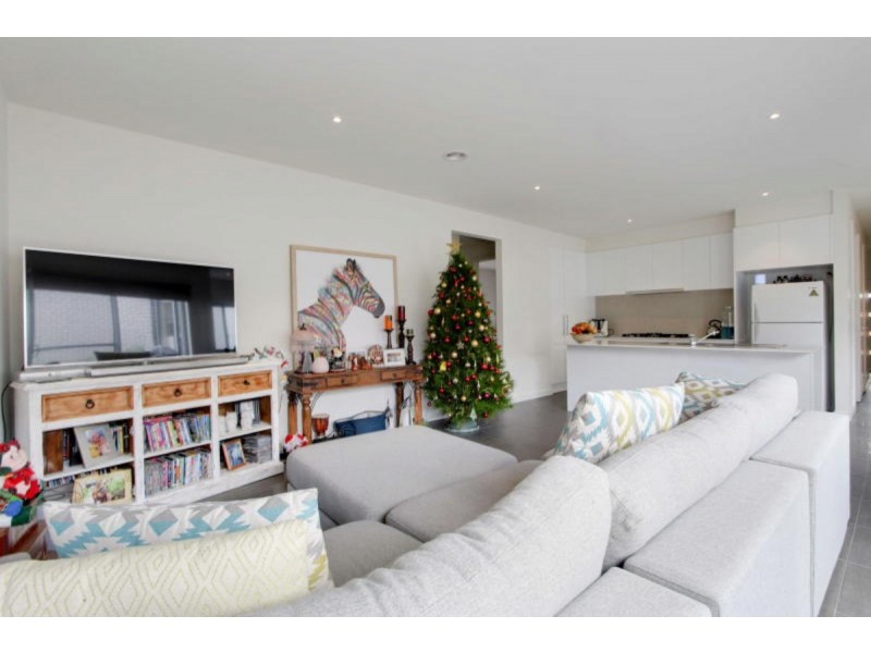 12/40-46 Green Island Avenue, Mount Martha VIC 3934