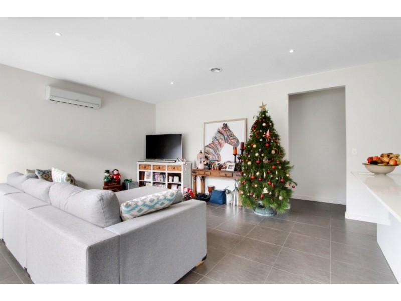 12/40-46 Green Island Avenue, Mount Martha VIC 3934