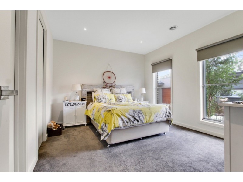 12/40-46 Green Island Avenue, Mount Martha VIC 3934