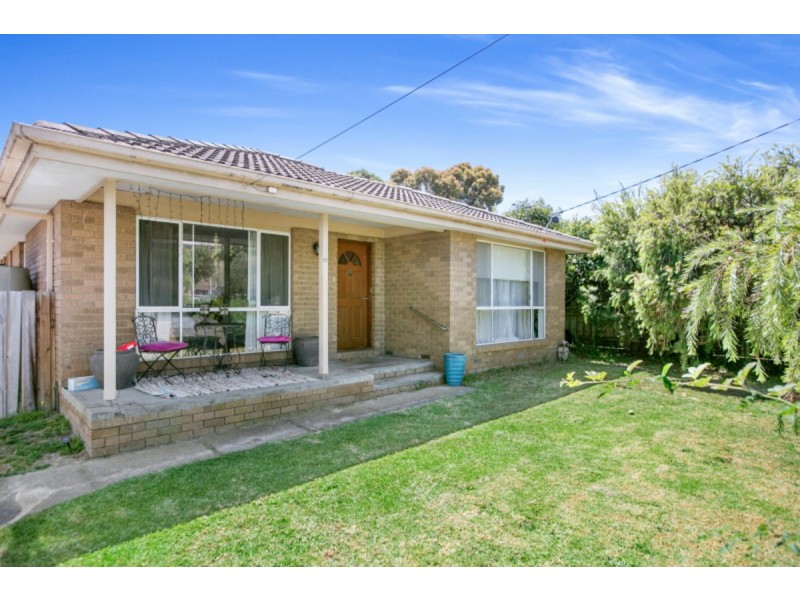17 Cawarra Street, Mornington VIC 3931