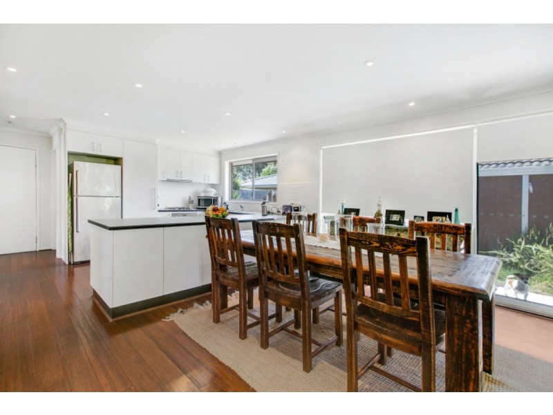 17 Cawarra Street, Mornington VIC 3931