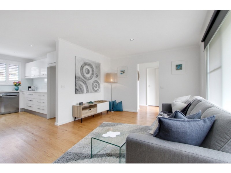 2/25 Barkly Street, Mornington VIC 3931