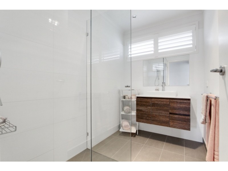 2/25 Barkly Street, Mornington VIC 3931