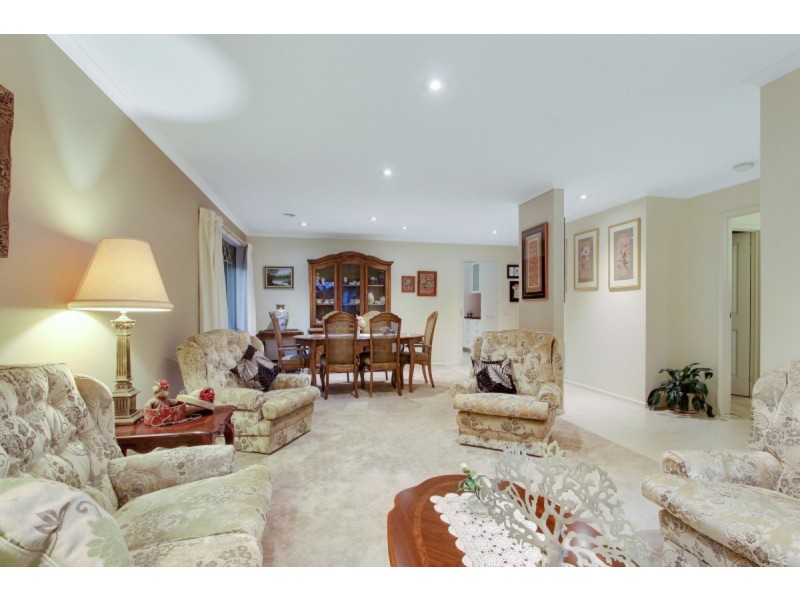 3 Snow Gum Walk, Mornington VIC 3931