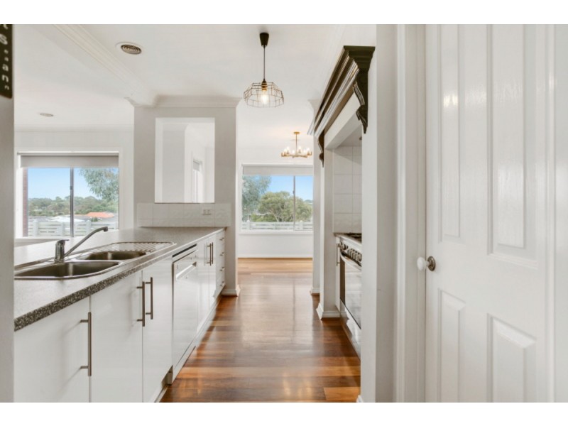 15 Scenic Court, Mount Martha VIC 3934