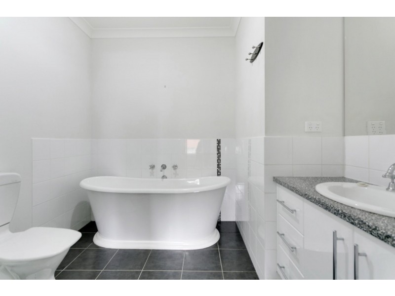 15 Scenic Court, Mount Martha VIC 3934