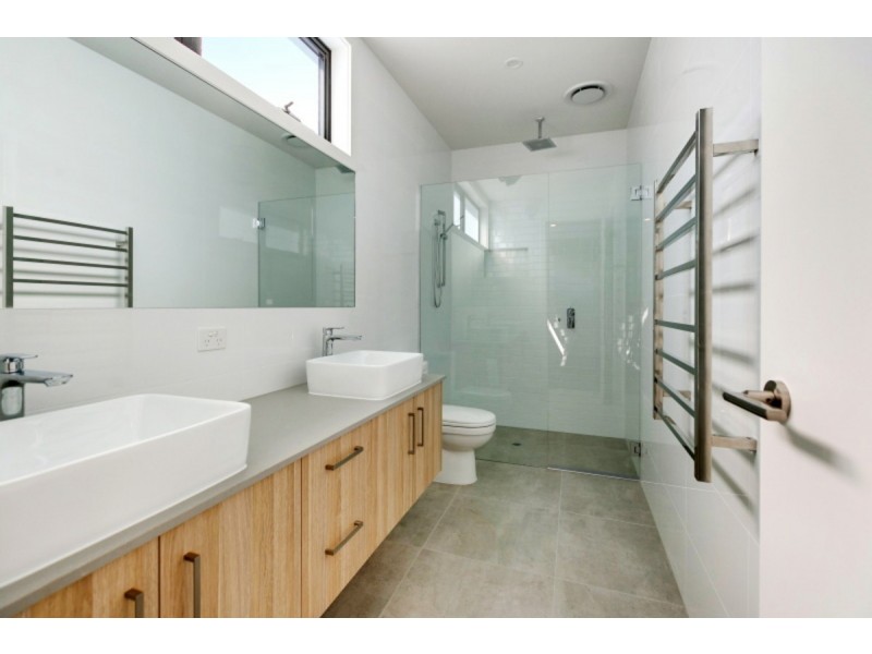 4/15 Green Island Avenue, Mount Martha VIC 3934