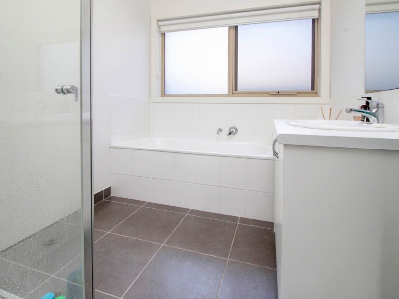 1/5 Wood Street, Mornington VIC 3931