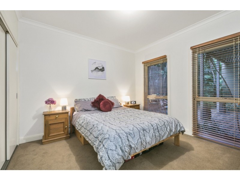 27 Nunns Road, Mornington VIC 3931