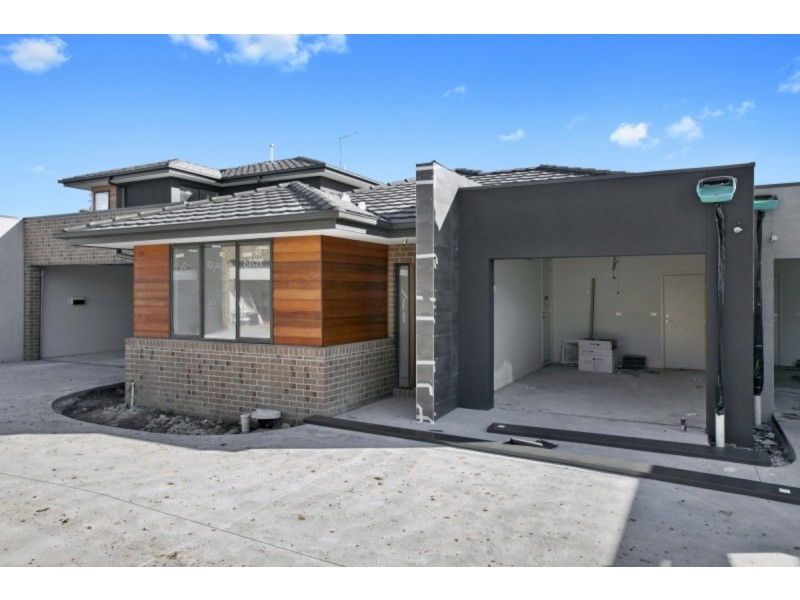 2/23-25 Green Island Avenue, Mount Martha VIC 3934