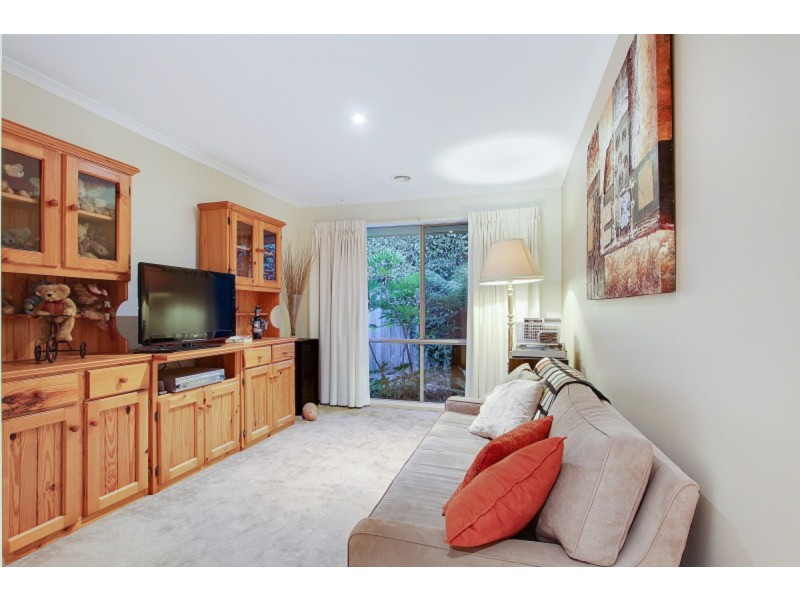 3 Snow Gum Walk, Mornington VIC 3931