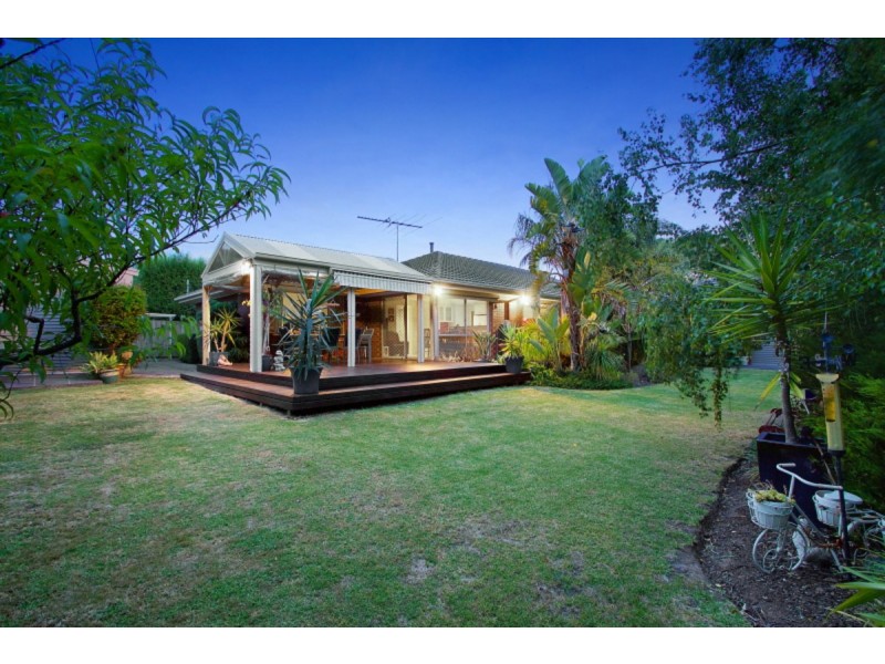 3 Snow Gum Walk, Mornington VIC 3931
