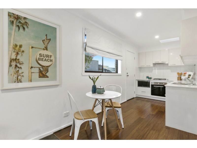 1/949 Nepean Highway, Mornington VIC 3931