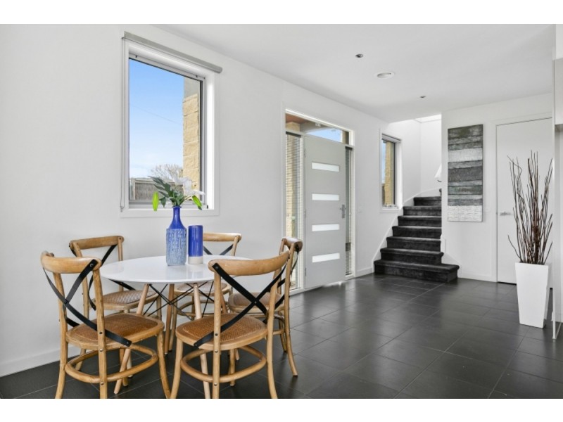 13 Brent Street, Mornington VIC 3931