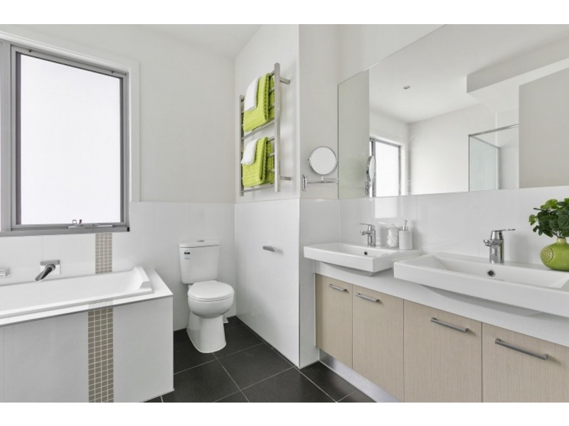 13 Brent Street, Mornington VIC 3931