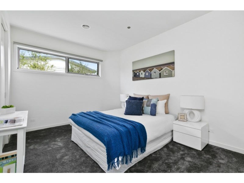 13 Brent Street, Mornington VIC 3931