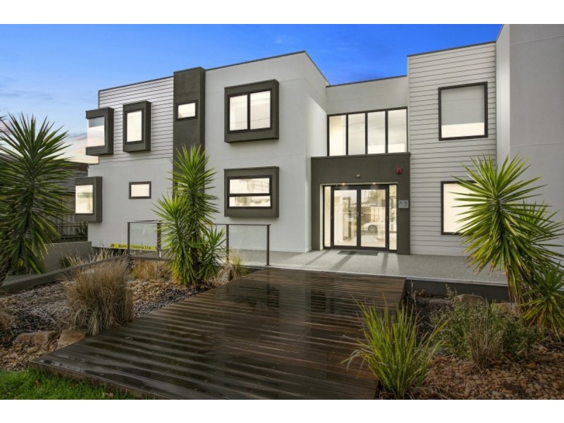 2/47 Spray Street, Mornington VIC 3931