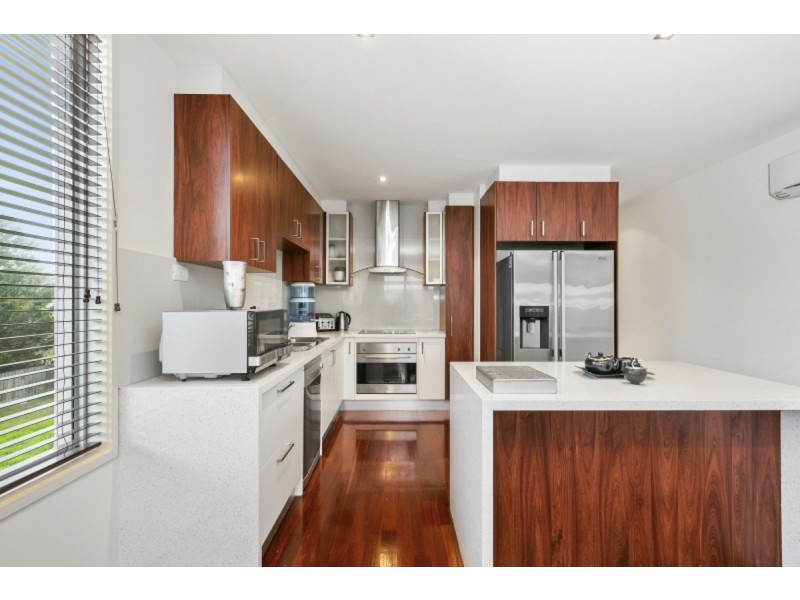 4/247 Dromana Parade, Safety Beach VIC 3936