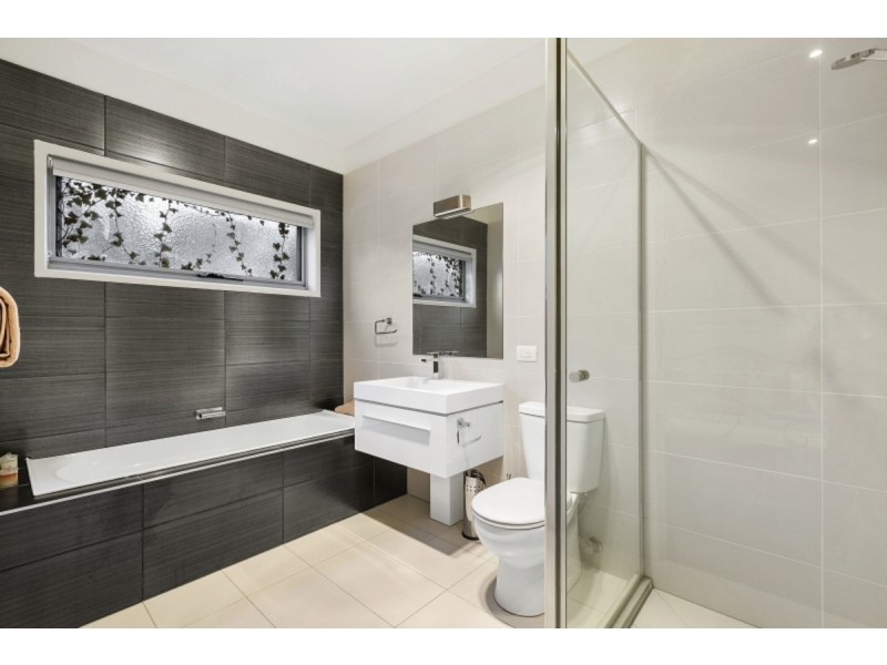 4/247 Dromana Parade, Safety Beach VIC 3936