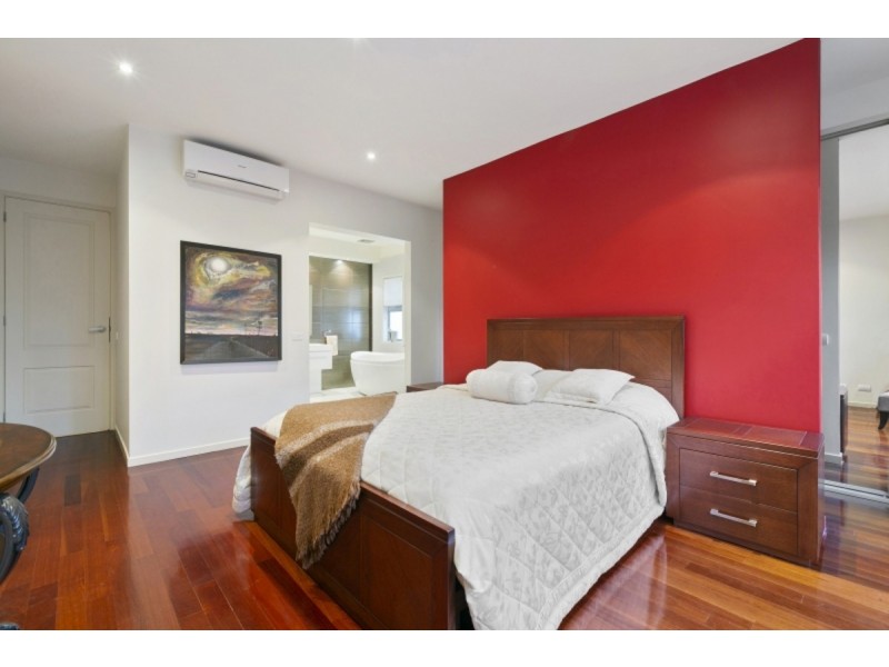 4/247 Dromana Parade, Safety Beach VIC 3936