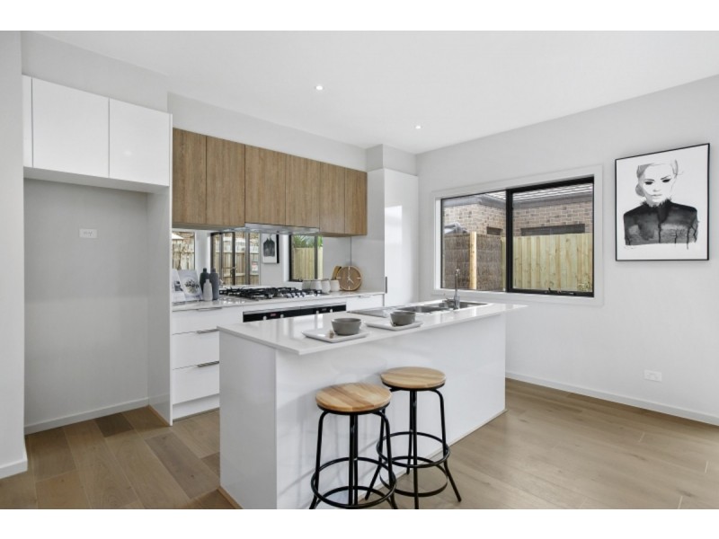 13 Bayliss Rise, Mount Martha VIC 3934