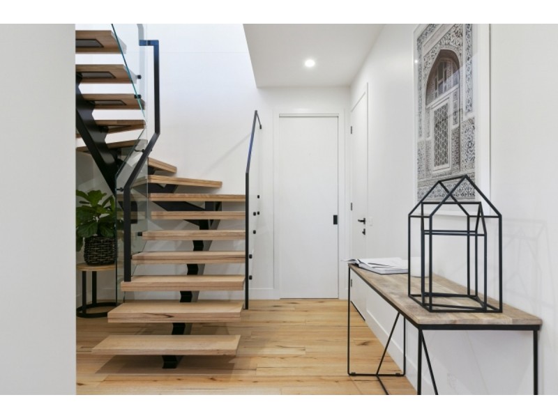 7 Marine Avenue, Mornington VIC 3931