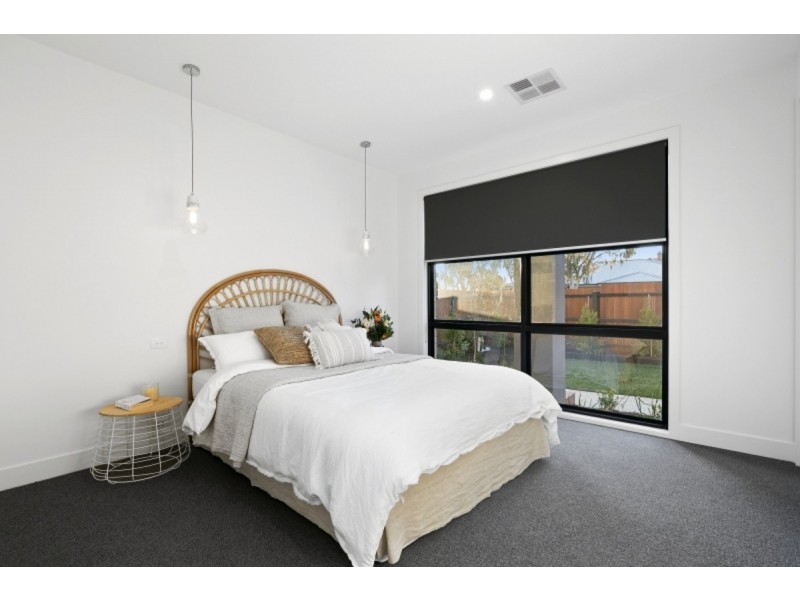 7 Marine Avenue, Mornington VIC 3931