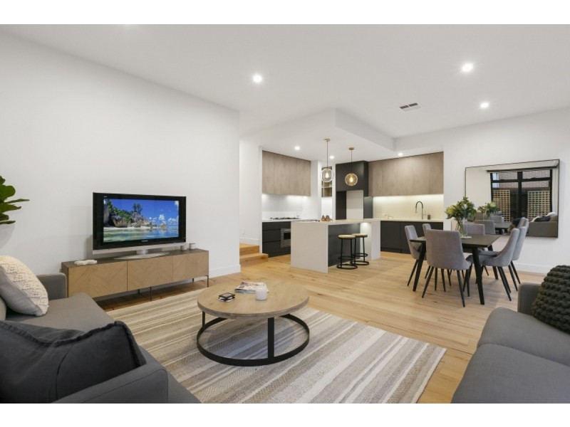 2c Turnbull Street, Mornington VIC 3931