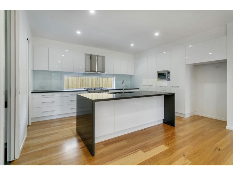 11A Seaton Road, Mornington VIC 3931