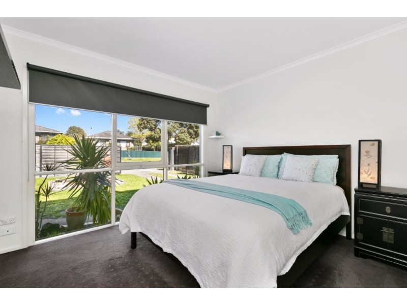 19 Bayview Road, Mornington VIC 3931