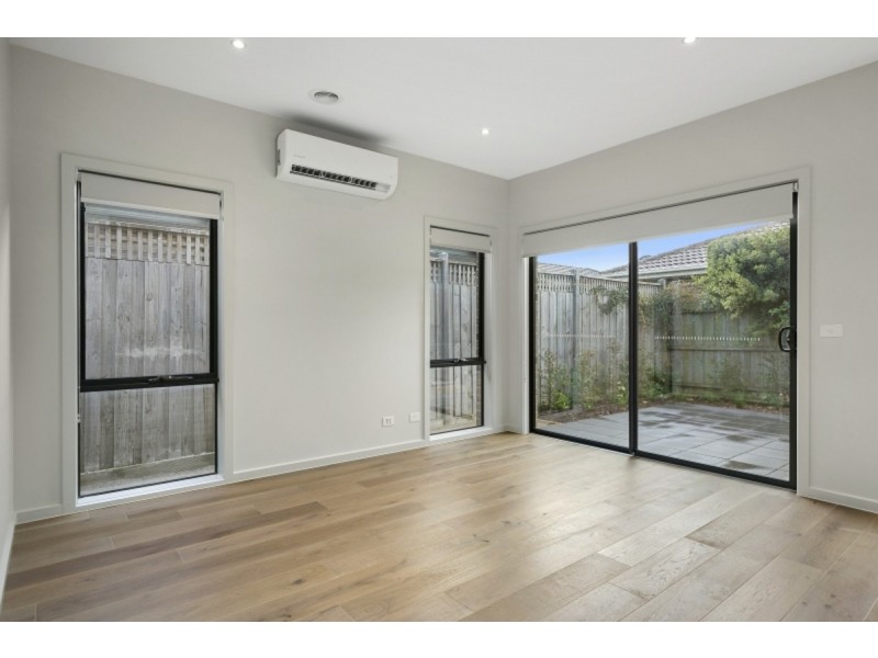 7 Bayliss Rise, Mount Martha VIC 3934