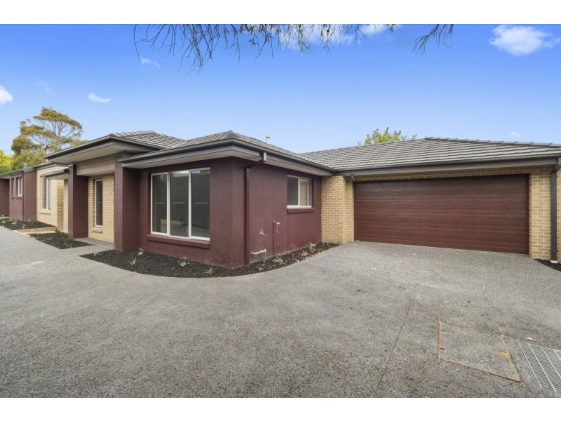 2/47 Alameda Avenue, Mornington VIC 3931