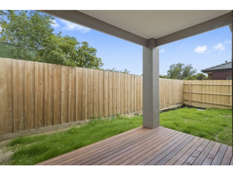 2/47 Alameda Avenue, Mornington VIC 3931