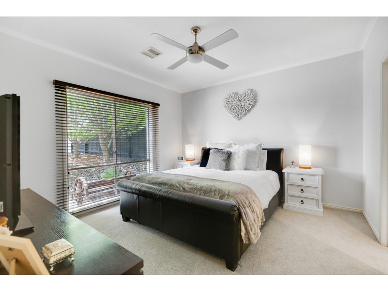 21 Samantha Drive, Mornington VIC 3931