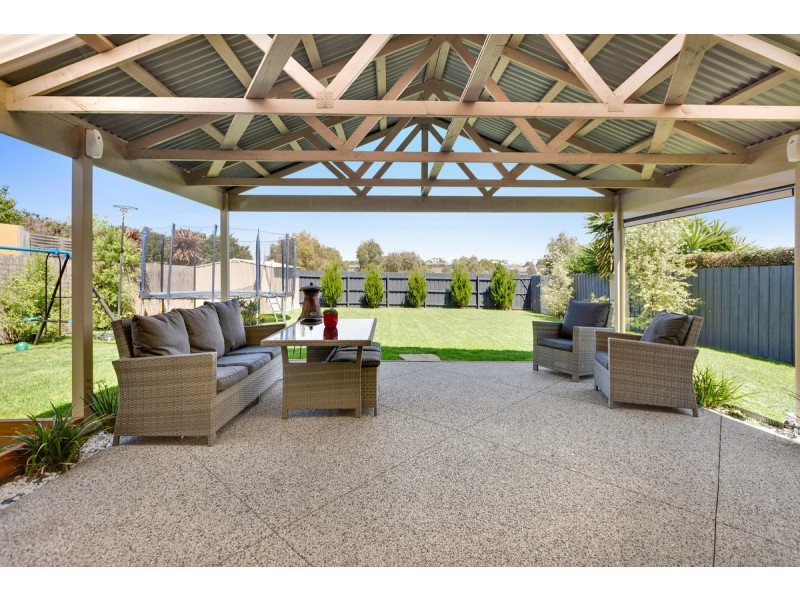 21 Samantha Drive, Mornington VIC 3931