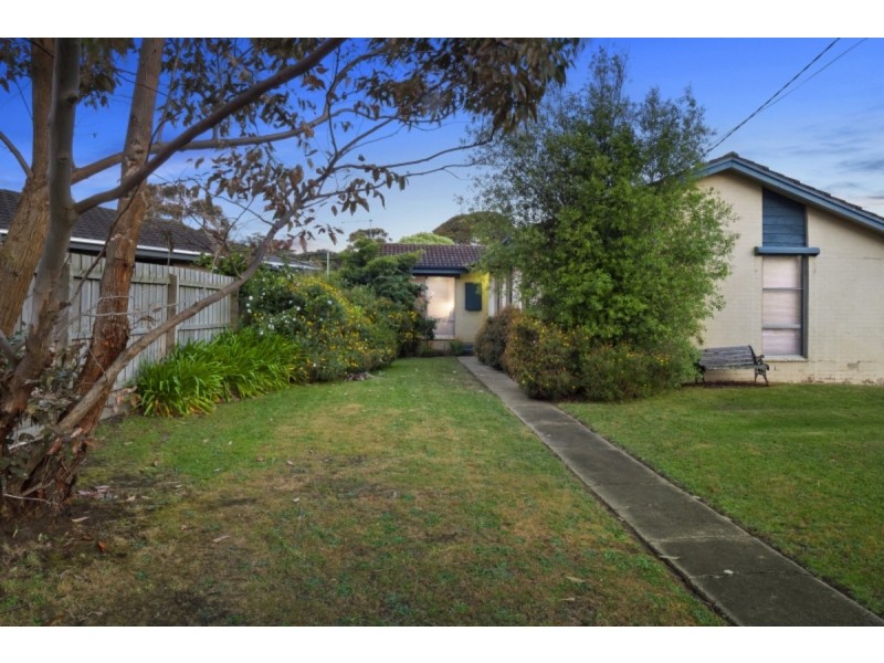 8 Illowa Street, Mornington VIC 3931