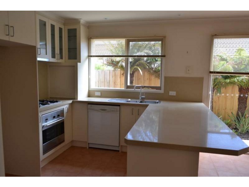 6/60 Tanti Avenue, Mornington VIC 3931