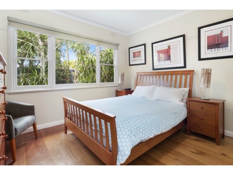 12 Neptune Street, Mornington VIC 3931