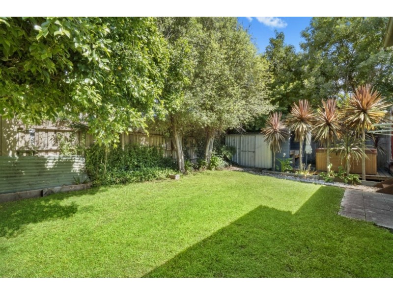 12 Neptune Street, Mornington VIC 3931