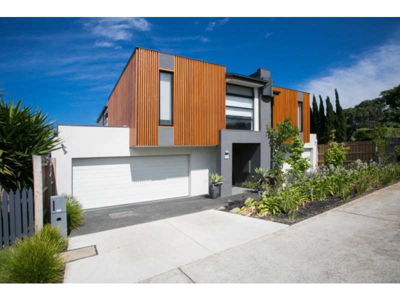 4a Tarook Way, Mornington VIC 3931